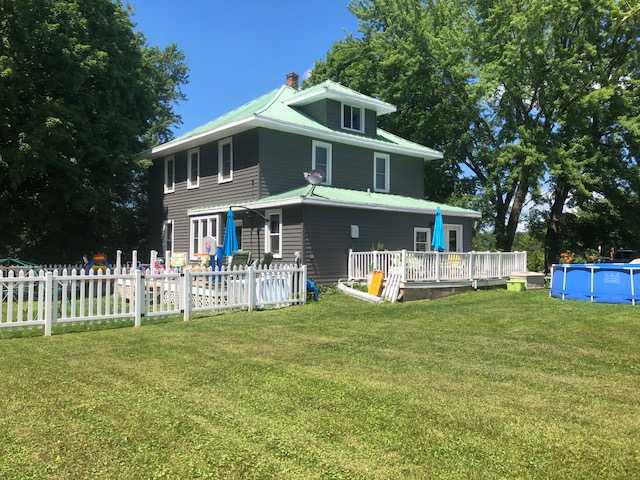Newly installed siding completed by Engstrom Siding & Window