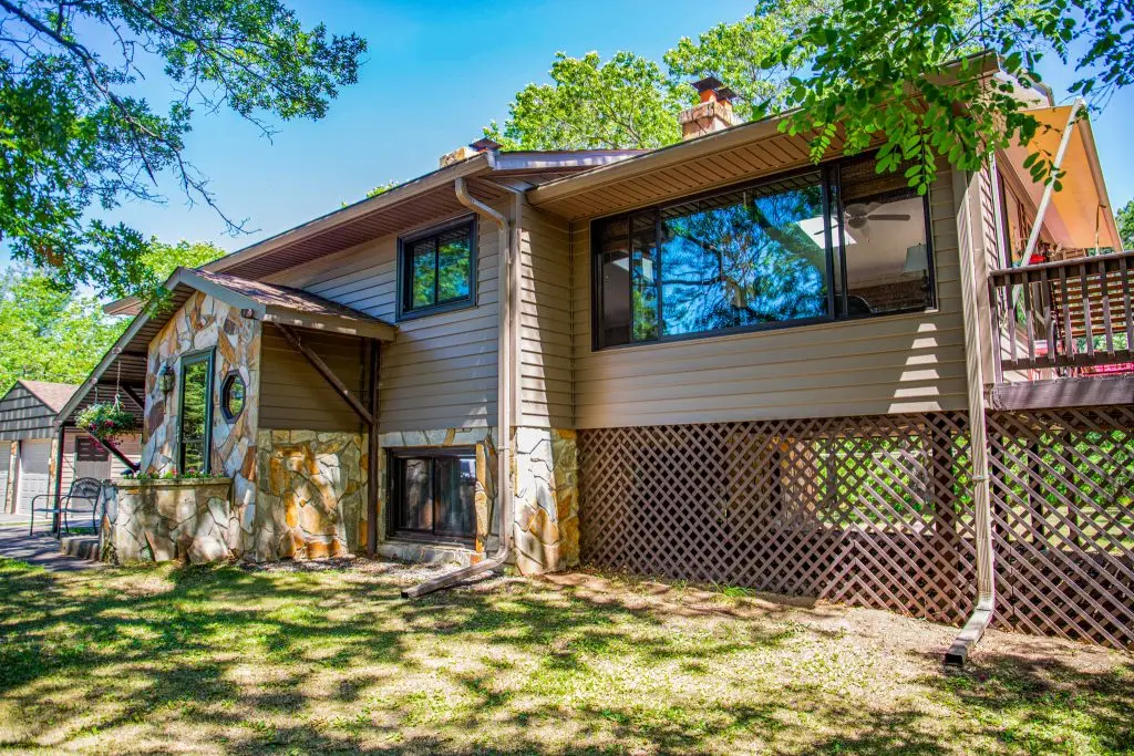 An Engstrom's siding upgrade project.